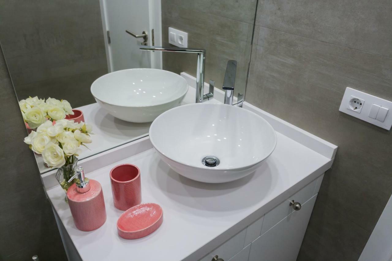 Moncloa Apartment Madrid Bagian luar foto